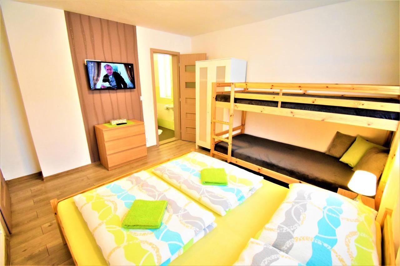 Penzion Privat Siesta Hotel Liptovsky Mikulas Exterior photo